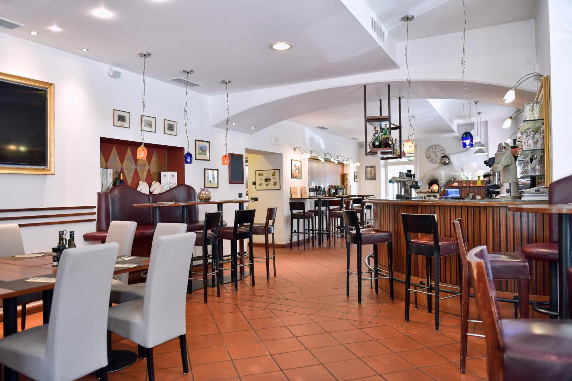 Albergo Cavallino s'Rössl Merano Esterno foto