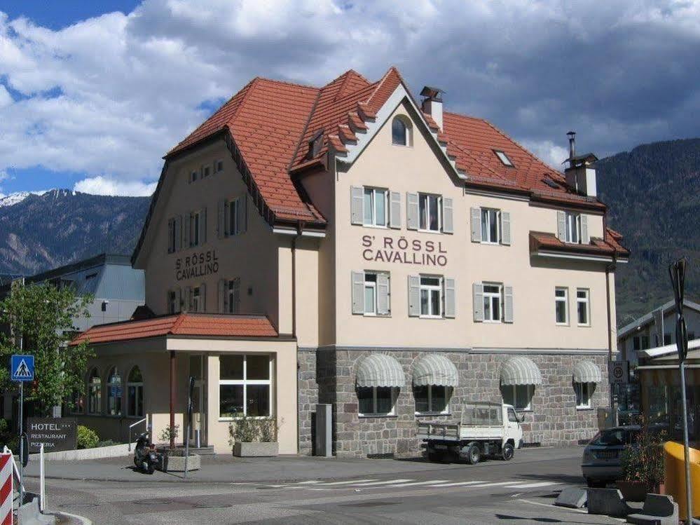 Albergo Cavallino s'Rössl Merano Esterno foto