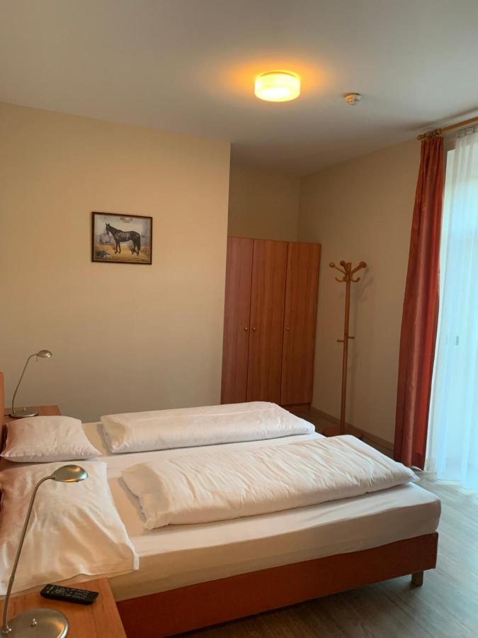 Albergo Cavallino s'Rössl Merano Esterno foto
